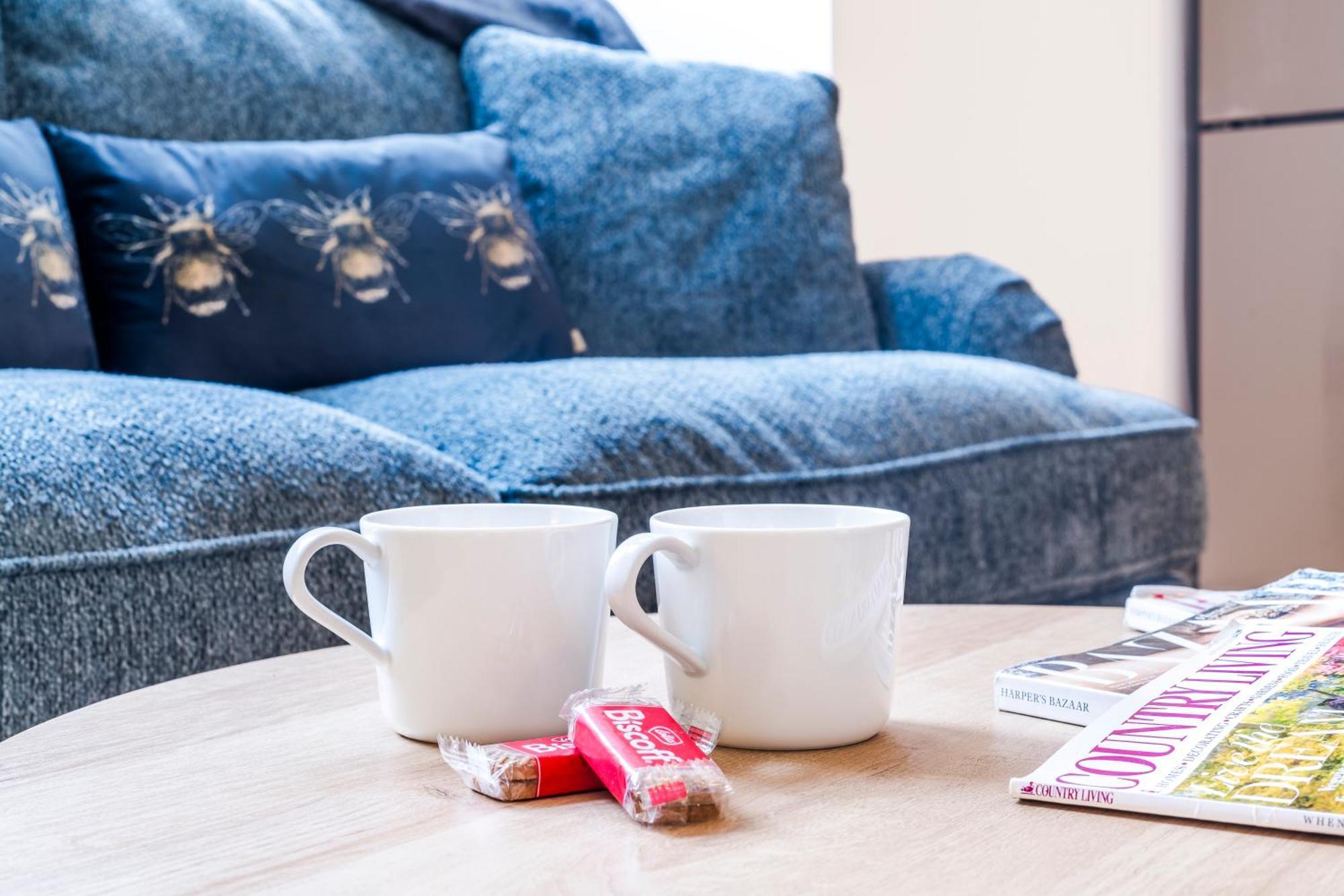 Cozy 2 Bedroom Apartment In Sutton Sutton  Buitenkant foto